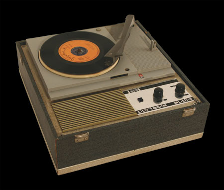 Elektri�ni gramofon - portable audio