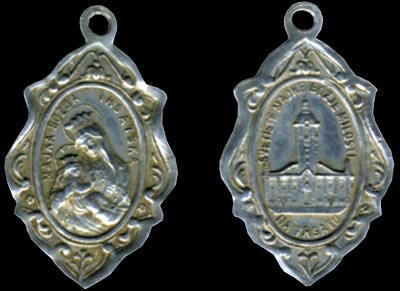 Medaljica - Majka Božja Trsatska / Svetište Majke Božje milosti na Trsatu